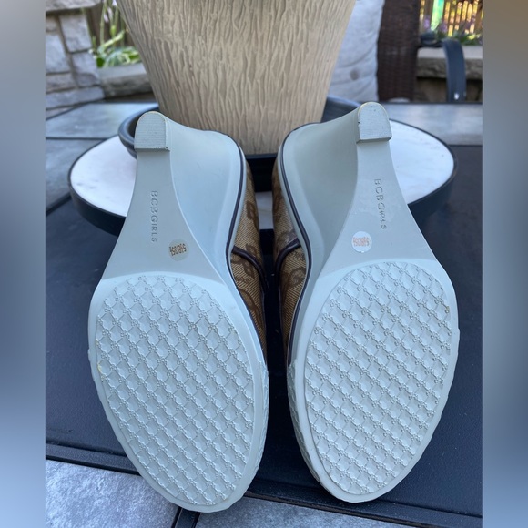 BCBGirl Enrica Wedge Heels Size 5.5 - Picture 6 of 6